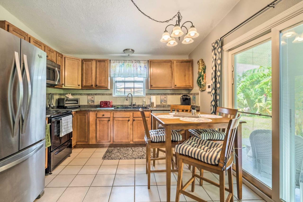 Cozy Canalfront Home Less Than 2 Miles To Hudson Beach! Eksteriør bilde
